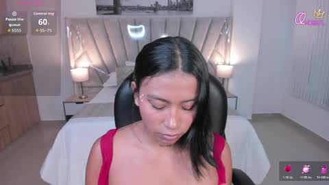 Snapshot of ivyy_moon chatting on May 2026 08:17:01 PM ivyy_moon online show from May 2026 08:17:01 PM