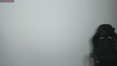Snapshot of ivyy_scott chatting on June 2026 04:21:02 AM Ivvy online show from June 2026 04:21:02 AM