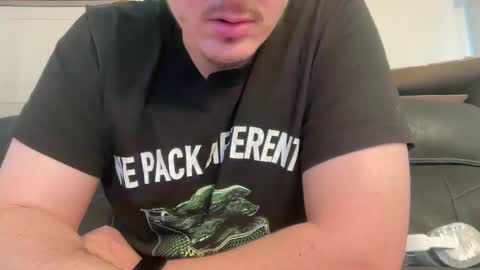 iwantyounow42069 online show from April 2026 10:33:02 PM