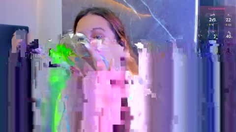 Snapshot of iza_grey chatting on May 2026 11:18:01 AM Isa online show from May 2026 11:18:01 AM
