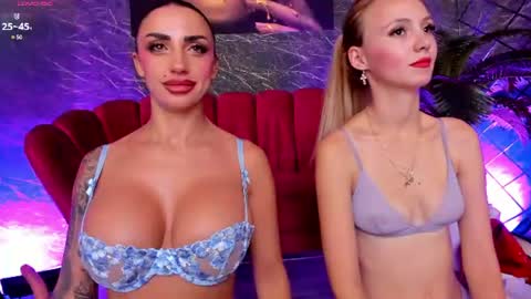 Snapshot of izabelatessa chatting on July 2026 07:08:02 PM izabelatessa online show from July 2026 07:08:02 PM