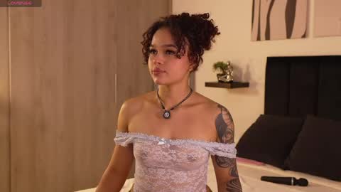 Izzy vega  online show from June 2026 11:33:02 PM
