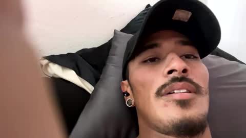 Snapshot of j0nnyk1ng chatting on February 2025 01:27:02 AM Mugen online show from February 2025 01:27:02 AM