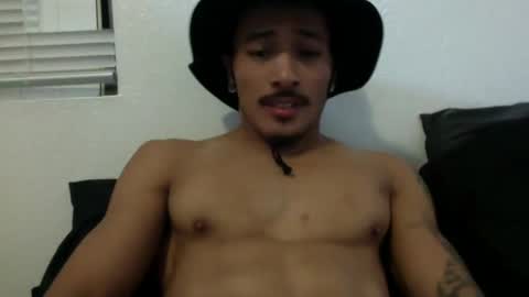 Snapshot of j0nnyk1ng chatting on February 2025 02:12:02 AM Mugen online show from February 2025 02:12:02 AM