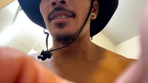 Snapshot of j0nnyk1ng chatting on March 2025 05:39:02 PM Mugen online show from March 2025 05:39:02 PM