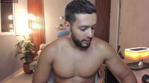 Snapshot of j_calix chatting on July 2026 01:40:01 AM Calix Independient model Insta and twt Calixsnake online show from July 2026 01:40:01 AM