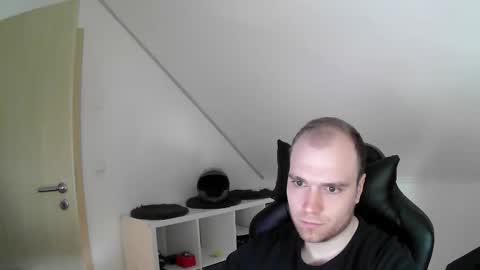 here4y online show from February 2026 10:25:01 AM