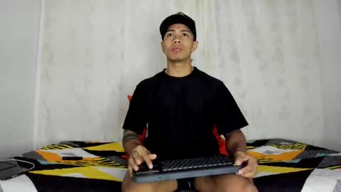 i am juan musiry independent model  online show from March 2025 06:13:02 AM