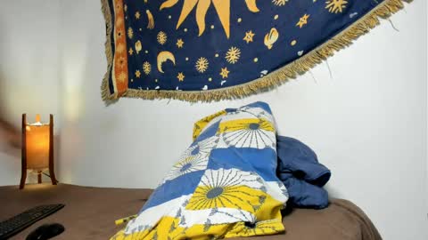 jaacksn online show from April 2026 08:04:01 AM