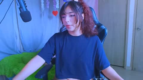 Snapshot of jaadee18 chatting on March 2025 09:01:01 PM jade 18 online show from March 2025 09:01:01 PM