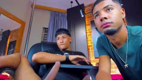 Snapshot of jackandjoes chatting on December 2025 03:35:01 AM Jack and Joes online show from December 2025 03:35:01 AM