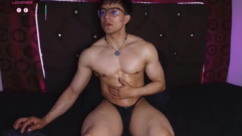 Jacke online show from March 2026 12:17:01 AM