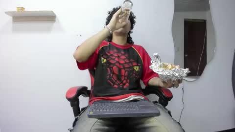 Snapshot of jackestaylor chatting on October 2025 05:13:01 AM Jackes Taylor online show from October 2025 05:13:01 AM