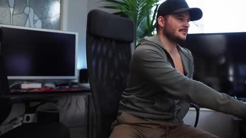 Snapshot of jackoffdude85 chatting on February 2025 10:03:01 PM Colten Carter online show from February 2025 10:03:01 PM