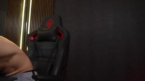 Jackson Olsen online show from February 2026 09:01:01 PM