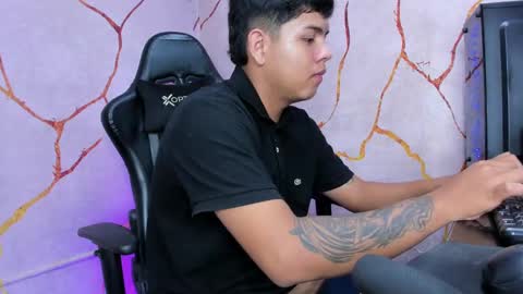 Snapshot of jacksonparker_ chatting on January 2025 07:10:01 PM Jackson online show from January 2025 07:10:01 PM