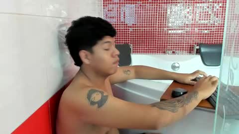 Snapshot of jacksonparker_ chatting on January 2025 08:43:01 PM Jackson online show from January 2025 08:43:01 PM