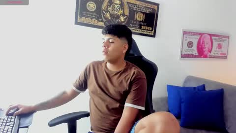 Snapshot of jacksonparker_ chatting on February 2025 07:38:01 PM Jackson online show from February 2025 07:38:01 PM