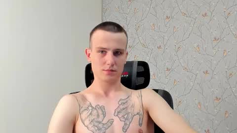 Nikolay online show from October 2025 07:58:02 PM