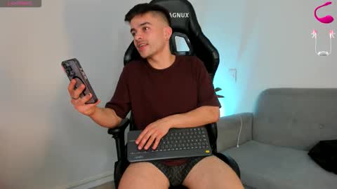 JACOB FERRER online show from February 2026 06:02:02 AM