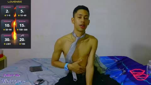 Snapshot of jacob_wolf_xxx chatting on April 2026 05:36:01 AM jacob online show from April 2026 05:36:01 AM