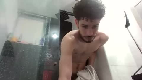 JACOB  ROBIN online show from January 2026 04:43:02 PM