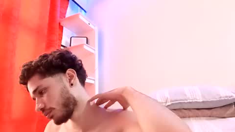 JACOB  ROBIN online show from January 2026 06:23:02 PM