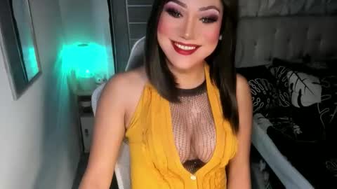 Jacque online show from May 2026 02:28:01 AM