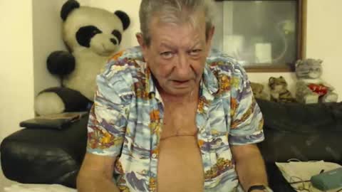 Snapshot of jacques_de_france chatting on May 2026 01:22:01 AM Jacques online show from May 2026 01:22:01 AM