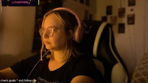 Snapshot of jacywinslat chatting on October 2025 06:50:02 PM jacywinslat online show from October 2025 06:50:02 PM