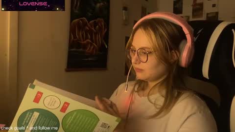 Snapshot of jacywinslat chatting on October 2025 03:03:02 PM jacywinslat online show from October 2025 03:03:02 PM