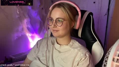 Snapshot of jacywinslat chatting on November 2025 12:57:02 AM jacywinslat online show from November 2025 12:57:02 AM