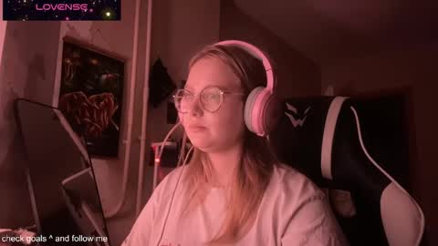 Snapshot of jacywinslat chatting on November 2025 05:33:02 PM jacywinslat online show from November 2025 05:33:02 PM