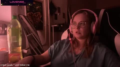 Snapshot of jacywinslat chatting on November 2025 03:52:02 PM jacywinslat online show from November 2025 03:52:02 PM