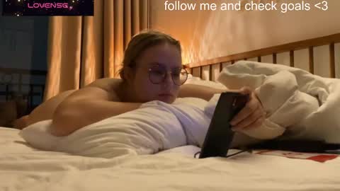 Snapshot of jacywinslat chatting on December 2025 04:03:01 PM jacywinslat online show from December 2025 04:03:01 PM