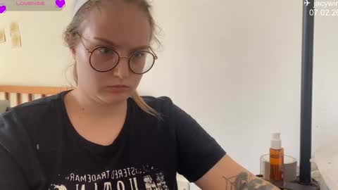 Snapshot of jacywinslat chatting on February 2026 09:13:01 AM jacywinslat online show from February 2026 09:13:01 AM