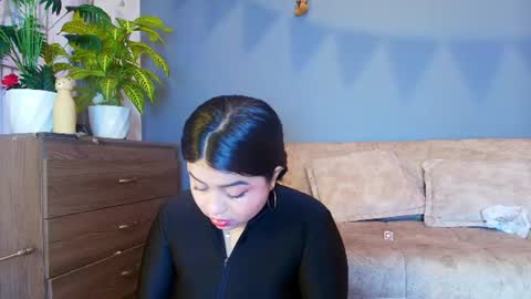 Snapshot of jade_brunnette chatting on June 2026 08:21:01 PM Jade Brunete online show from June 2026 08:21:01 PM