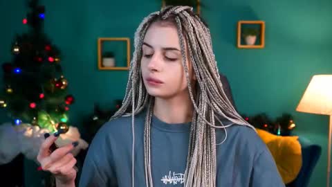 jade_castle online show from December 2024 12:13:01 AM