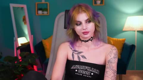 jade_castle online show from January 2025 07:29:01 AM