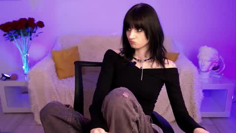 jade_castle online show from March 2026 06:41:02 PM