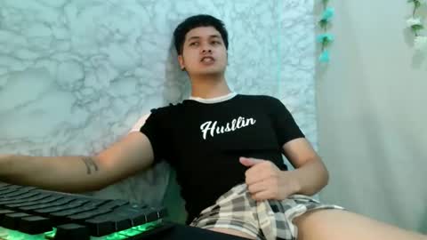 Snapshot of jade_halo chatting on April 2026 05:23:01 PM jade_halo online show from April 2026 05:23:01 PM
