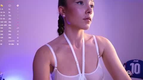 Snapshot of jade_paris chatting on July 2026 02:56:02 PM Jade Paris online show from July 2026 02:56:02 PM