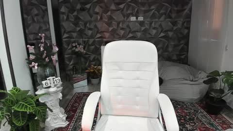 Jade  independent model online show from December 2024 11:24:02 AM