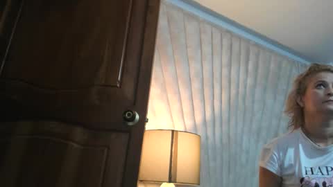 Jade  online show from October 2025 10:08:01 AM