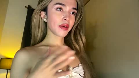 Adriana online show from February 2026 10:57:01 PM