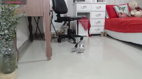 Jade online show from March 2026 06:19:02 AM