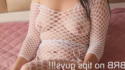 Snapshot of jadeestudios chatting on January 2025 04:32:02 PM jadeestudios online show from January 2025 04:32:02 PM