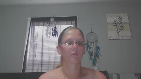 JadeLuv online show from May 2026 04:22:02 PM