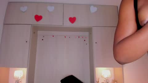 Snapshot of jademuller_ chatting on May 2026 08:25:02 PM JADE online show from May 2026 08:25:02 PM