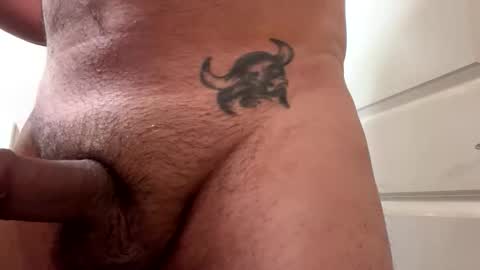 jadeway23 online show from May 2026 06:40:01 AM